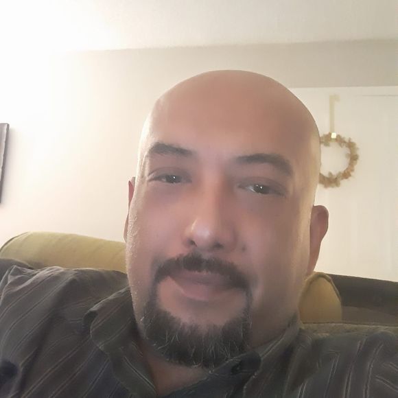 Meet your Posher, Juan - Picture 1 of 1